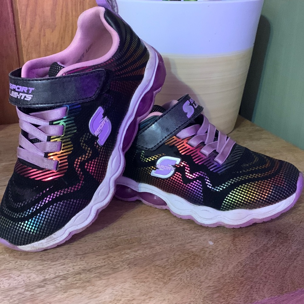 Girls Size 13 Light Up Sports Tennis Shoes